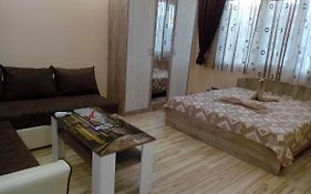 Апартамент ДАНИ Apartament Dani